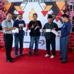 PENYERAHAN CEK SAGUHATI PERSARAAN KEPADA AHLI